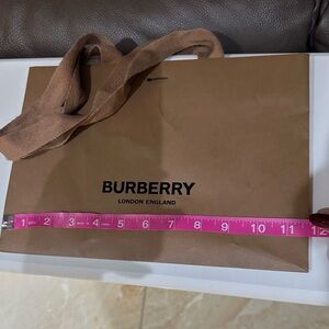 Burberry shopping bag